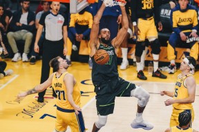 万博体育manbet appNBA常规赛赛程吃紧，密尔沃基雄鹿清晨造点机会，球迷炸锅，细节决定成败的简单介绍